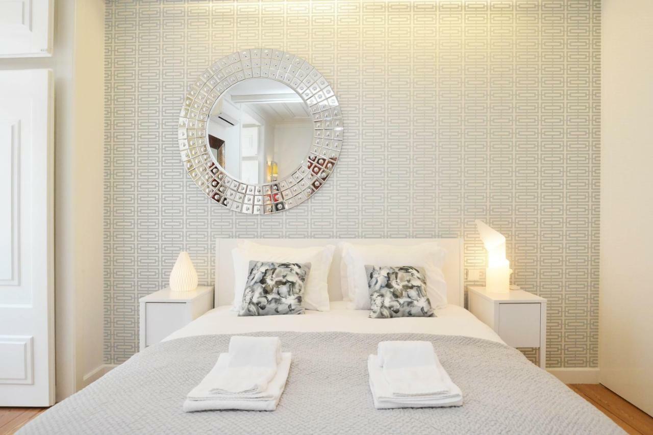 Chiado Luxury Experience - Checkinhome Lisbona Esterno foto